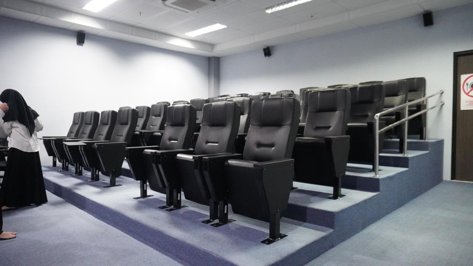 TP 302 (Mini Theater)